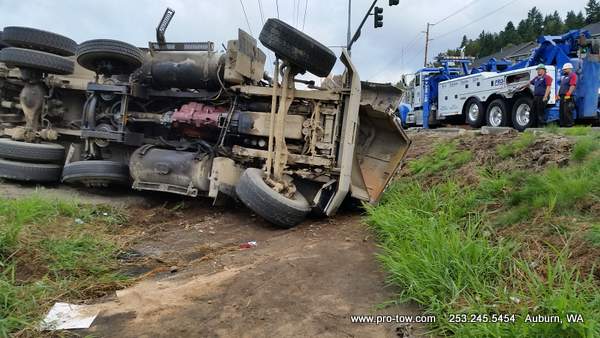 Dump Truck Recovery East Valley Highway Auburn, WA