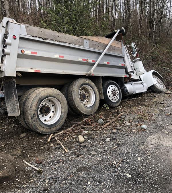 Truck Accident Recovery for Dump Truck Ditched in Ravensdale