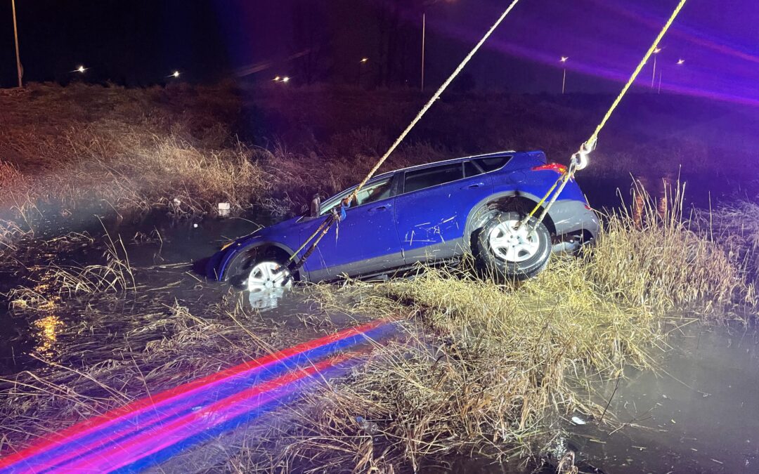 Emergency Towing Service for a RAV4 in a Pond