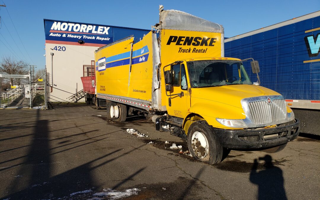 Pro-Tow Box Truck Recovery (24)